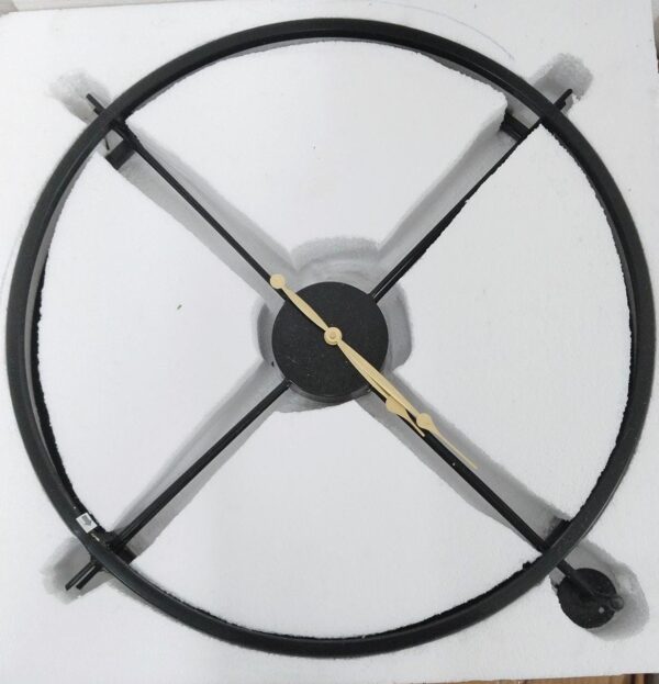 Madhuram Metal clock