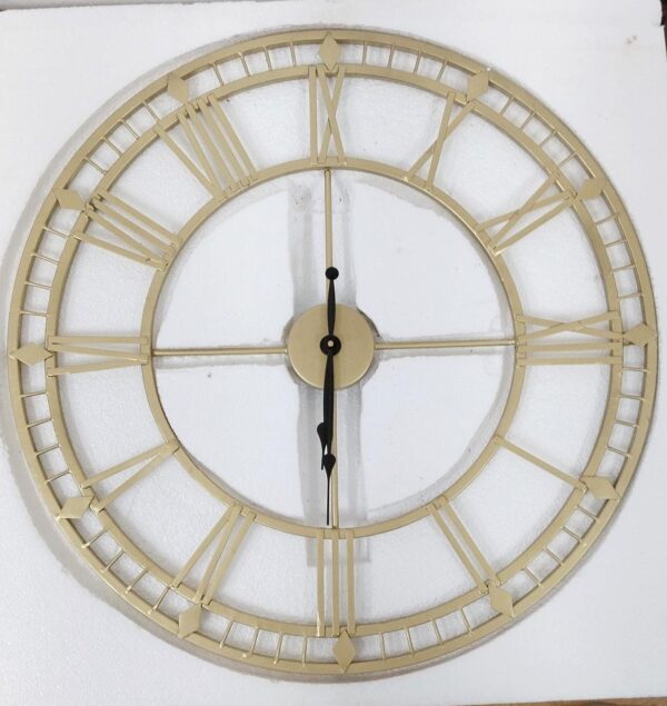 Madhuram Metal Wall Clock