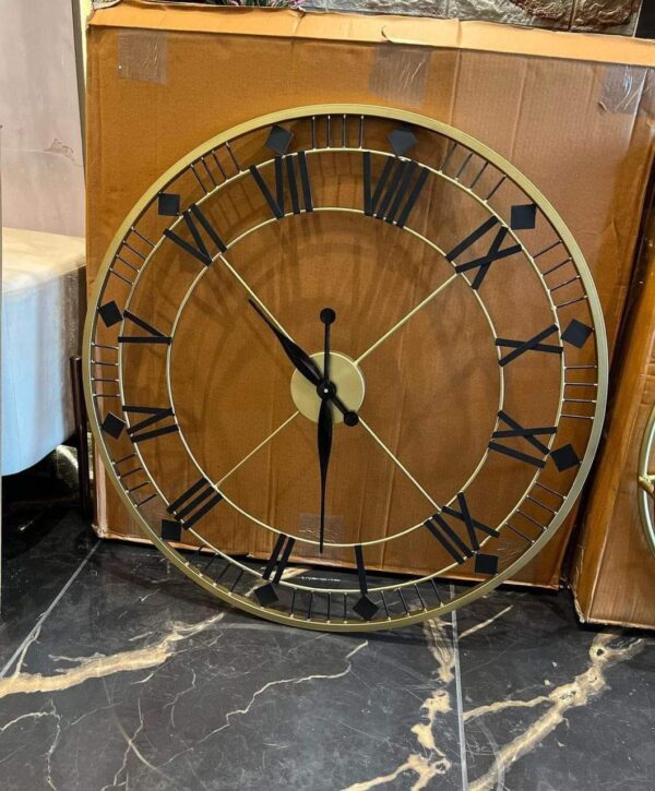 Madhuram Metal clock